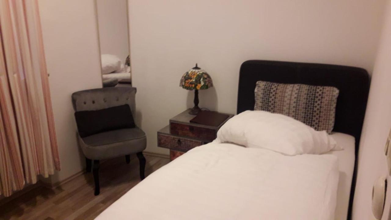 Gaestehaus Koeln ภายนอก รูปภาพ